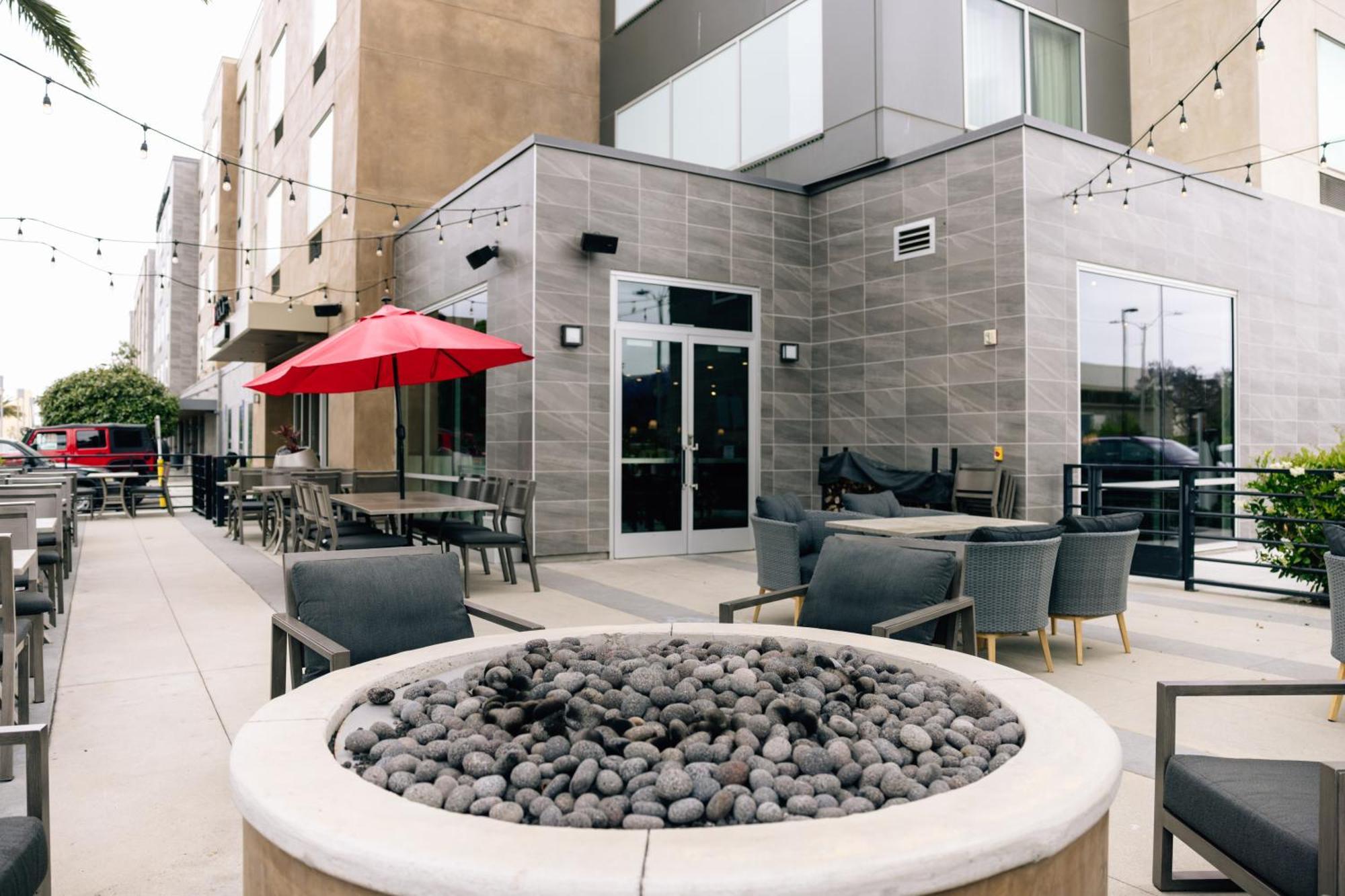 Courtyard By Marriott Los Angeles Lax/hawthorne Hotel Hawthorne